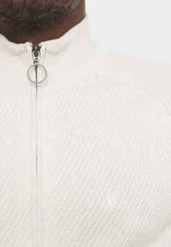 Pier One Vest - Off White 17 Pier One Vest - Off White -Modekleding Winkel 12f50cfec4f740af859fc7d913891ed3