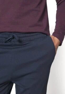 Pier One Pyjama -Dark Blue/Bordeaux 13 Pier One Pyjama -Dark Blue/Bordeaux -Modekleding Winkel 13926a0a590f47d8a76746add2fcfa92