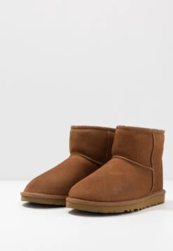 Ugg Classic Mini - Korte Laarzen - Chestnut -Modekleding Winkel 151990fe780645c5a063fcd647f3773d