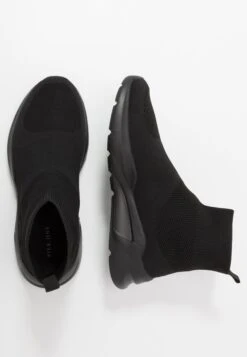 Pier One Sneakers Hoog - Black 15 Pier One Sneakers Hoog - Black -Modekleding Winkel 1c0e079027f9476db1db08be1ecd7d3b