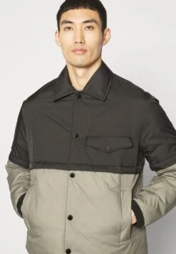 Emporio Armani Jacket - Gewatteerde Jas - Multi-Coloured 18 Emporio Armani Jacket - Gewatteerde Jas - Multi-Coloured -Modekleding Winkel 229efe8ac4cd403793808c5eb69e731e