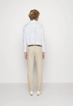 Pier One Chino - Beige -Modekleding Winkel 2c81239093b2471a99ea1f7edf49394c