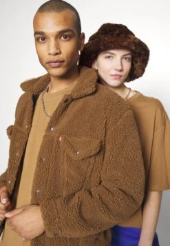 YOURTURN 3Pack Unisex - T-Shirt Basic - Light Green/Lilac/Light Brown -Modekleding Winkel 376c0de2411d41378982c38f7242bbaf