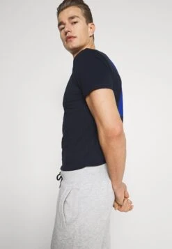 Pier One 2 Pack - Shorts - Mottled Light Grey/Dark Blue 14 Pier One 2 Pack - Shorts - Mottled Light Grey/Dark Blue -Modekleding Winkel 380539021590444ba0d9f275a672b5df