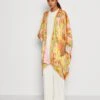 Farm Rio Beach Toucans Scarf Kimono - Lichte Jas - Multicolor 1 Farm Rio Beach Toucans Scarf Kimono - Lichte Jas - Multicolor -Modekleding Winkel 3a80d3db15ae4e6cb26dc644a3bfd2de