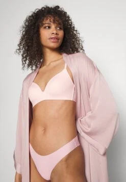 Anna Field 2 Pack - T-Shirt Bh - 402 - Pink_102 - Grey 13 Anna Field 2 Pack - T-Shirt Bh - 402 - Pink_102 - Grey -Modekleding Winkel 3b35d96e37874822af7c136f3e088111