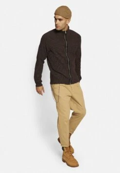 Redefined Rebel Lee Cropped Pants - Broek - Travertine -Modekleding Winkel 3e60463d9c214c389e0f712963f4e50d