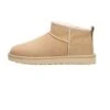 Ugg Classic Ultra Mini - Korte Laarzen - Sand 1 Ugg Classic Ultra Mini - Korte Laarzen - Sand -Modekleding Winkel 436cbd966bc04ca0aedbc6f9e29a22af