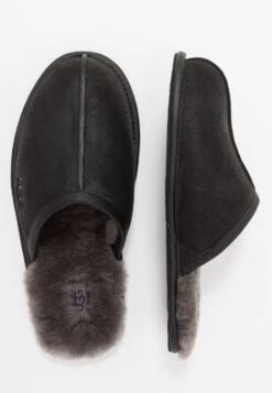 Ugg Scuff - Pantoffels - Black 9 Ugg Scuff - Pantoffels - Black -Modekleding Winkel 4f70de81dac64bc196f2c709339dbfd5