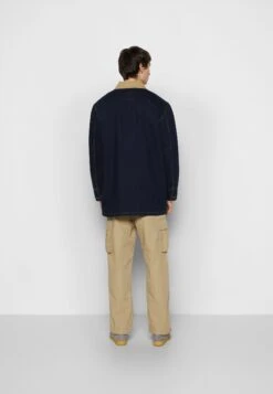 Cypress Chore Coat - Spijkerjas - Dark Indigo Rinse 12 Cypress Chore Coat - Spijkerjas - Dark Indigo Rinse -Modekleding Winkel 519cd0148dc54f609400acb349b008be