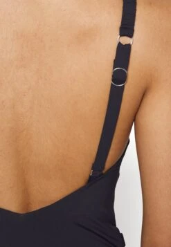 Seafolly Collective Gathered Strap One Piece - Badpak - Black -Modekleding Winkel 5bae8fbb5de0497badc61f6282569a05