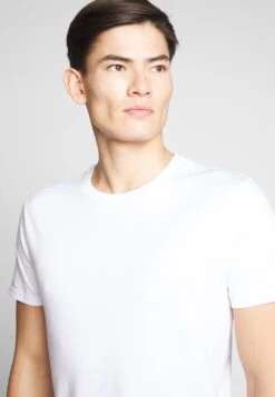 Pier One 2 Pack - T-Shirt Basic - White/Dark Blue -Modekleding Winkel 5d6a04d994e343d2903cc2c1666bad4b