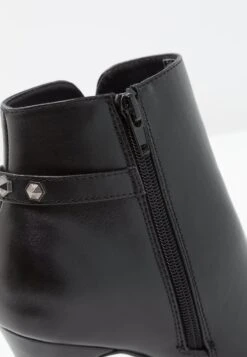 Anna Field Enkellaarsjes Met Hoge Hak - Black -Modekleding Winkel 627c45f3a3864a60bb20dacd74439366