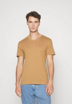 Pier One V Neck Bird Tonal 3 Pack - T-Shirt Basic - Light Brown/White/Dark Blue -Modekleding Winkel 6cb58bfc668145ef8b56c752a3c3901c