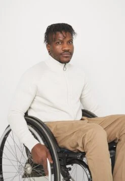 Pier One Vest - Off White 13 Pier One Vest - Off White -Modekleding Winkel 71d3668adaf443ab9b811ddde92452be