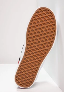 Vans Classic Slip-On- Instappers - Black/True White -Modekleding Winkel 7501cd9adb91469fa42290c05b98f6cc