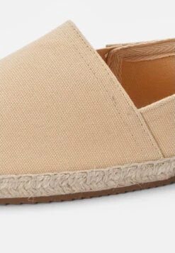 Pier One Rena Espadrille Unisex - Espadrilles - Beige -Modekleding Winkel 7bf9f79cf7ad4df8a90b17f86d74fca8