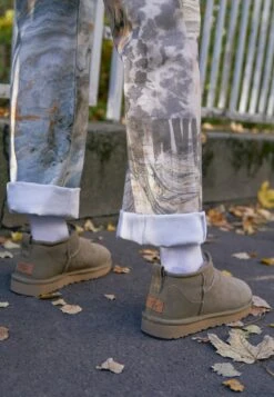 Ugg Korte Laarzen - Marrone -Modekleding Winkel 805545edaa1f4bd18248d04b1a641ed4