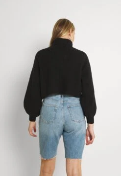 Monki Trui - Black 10 Monki Trui - Black -Modekleding Winkel 86e5b39c9b39470aacb7e8bf0a56f5f5