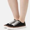 Wide Fit - Sneakers Laag - Black 2 Wide Fit - Sneakers Laag - Black -Modekleding Winkel 8964a51c6eb948ccb5aab18a72be790d