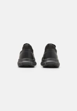 Pier One Sneakers Laag - Black -Modekleding Winkel 8c00dac42ca54760bb9e30aa6c287d7d