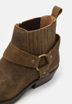 Cowboy-/Bikerlaarsjes - Roc Whisky -Modekleding Winkel 8da8c1a73ffc4e8295d74ad389e202f5