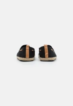 Pier One Espadrilles - Black 10 Pier One Espadrilles - Black -Modekleding Winkel 93956be1d89c4c879aef60fde003ab72