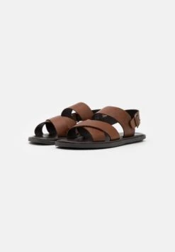 Pier One Unisex - Sandalen - Cognac -Modekleding Winkel 93d59b6c78964396a0134fb24776a5f7