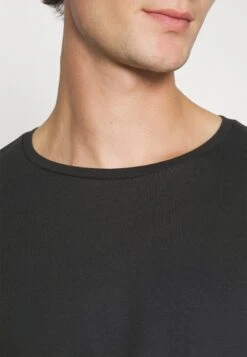 Pier One 2 Pack - Longsleeve - Black/Khaki -Modekleding Winkel 9738d7a40e2d43ecbbab45cbd3bc692f