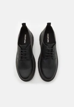 YOURTURN Unisex - Veterschoenen - Black -Modekleding Winkel 9fa49796f65c4877931c82951cb9937c