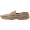 Pier One Unisex - Mocassins - Taupe 2 Pier One Unisex - Mocassins - Taupe -Modekleding Winkel a93cff17a51d4a77885140d785773704