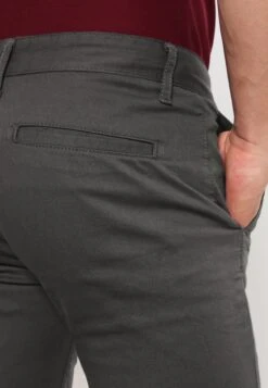 Pier One Chino - Dark Grey 12 Pier One Chino - Dark Grey -Modekleding Winkel ad63fc5f1f3f44ed919d121e71899f26