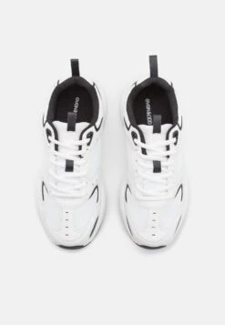 Sneakers Laag - White/Black 13 Sneakers Laag - White/Black -Modekleding Winkel ae8e6862cbf24c0e885df424bac0f537