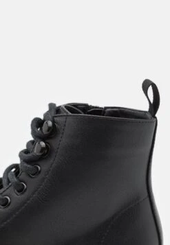 Pier One Unisex - Veterboots - Black 13 Pier One Unisex - Veterboots - Black -Modekleding Winkel b89144eeaa4c42d8881d12ca03a3a891