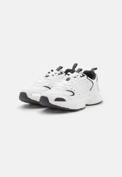Sneakers Laag - White/Black 10 Sneakers Laag - White/Black -Modekleding Winkel bceac2bf6a164d5eb1b4654d4333dc94