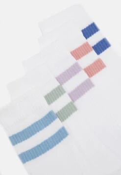 YOURTURN Sokken - White/Multicoloured -Modekleding Winkel bf3cc846f4e1457fa5eff88e80b35681