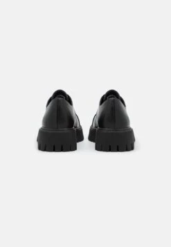 KOI FOOTWEAR The Corrupter Mens Square Toe Shoes - Veterschoenen - Black 10 KOI FOOTWEAR The Corrupter Mens Square Toe Shoes - Veterschoenen - Black -Modekleding Winkel c00cc954eaee4b1387d15d85d2c7fe64