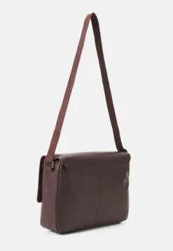 Pier One Leather Unisex - Laptoptas - Brown 7 Pier One Leather Unisex - Laptoptas - Brown -Modekleding Winkel c63d8817e7d147c5b5f9770b2fb67e9b