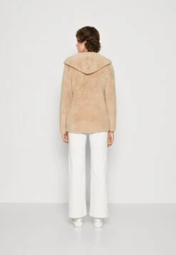 ONLY Onlcontact Hood Sherpa Coat - Lichte Jas - Humus 10 ONLY Onlcontact Hood Sherpa Coat - Lichte Jas - Humus -Modekleding Winkel c836ec3cd33c4508aea3d3addc217ed6