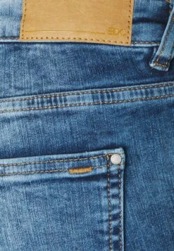 Edc By Esprit Capri - Jeansshort - Blue Denim 7 Edc By Esprit Capri - Jeansshort - Blue Denim -Modekleding Winkel d3a8f404df334f0f9c454e60c73e4579
