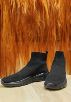 Pier One Sneakers Hoog - Black 11 Pier One Sneakers Hoog - Black -Modekleding Winkel d49c5a03d7c7463e81fc3420c81aab21