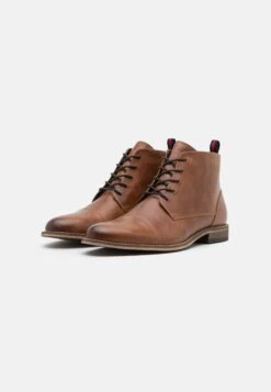 Pier One Leather - Veterboots -Camel -Modekleding Winkel d4f3658cda634baf9bbd5f8e95badb5d