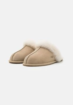 Ugg Scuffette - Pantoffels - Mustard Seed/Natural 10 Ugg Scuffette - Pantoffels - Mustard Seed/Natural -Modekleding Winkel d95b8fa72fdd4e1ab77c492f1e561c8e