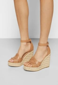 Steve Madden Sivian - Sandalen Met Hoge Hak - Camel 12 Steve Madden Sivian - Sandalen Met Hoge Hak - Camel -Modekleding Winkel daf19e6f2cf1455f97e29475188049aa