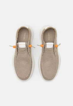 Pier One Sneakers Laag - Beige -Modekleding Winkel e1e11fb9800f406ebbfc2036aeac7718