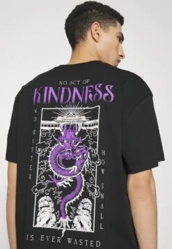 YOURTURN Dragon Graphic TeeUnisex - T-Shirt Print - Black -Modekleding Winkel e95af8e6e24d4c348b5ec6e7778186a0