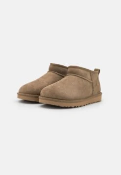 Ugg Korte Laarzen - Marrone -Modekleding Winkel eb7d42414b394181ae85b6f4f39bc53d