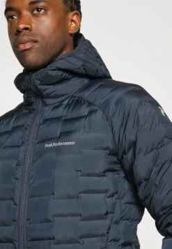 Peak Performance Argon Light Hood Jacket - Outdoorjas - Blue Shadow -Modekleding Winkel ee54efb16dda4040a60129a4383281c7
