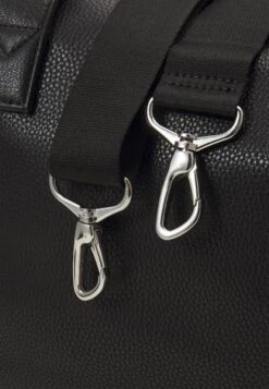 Pier One Unisex - Weekendtas - Black 12 Pier One Unisex - Weekendtas - Black -Modekleding Winkel f897dbe16f394747bbcb912b9902dfc5