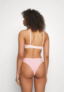 Anna Field 2 Pack - T-Shirt Bh - 402 - Pink_102 - Grey 11 Anna Field 2 Pack - T-Shirt Bh - 402 - Pink_102 - Grey -Modekleding Winkel fb9b46fd0224470985699d092d2fb85e